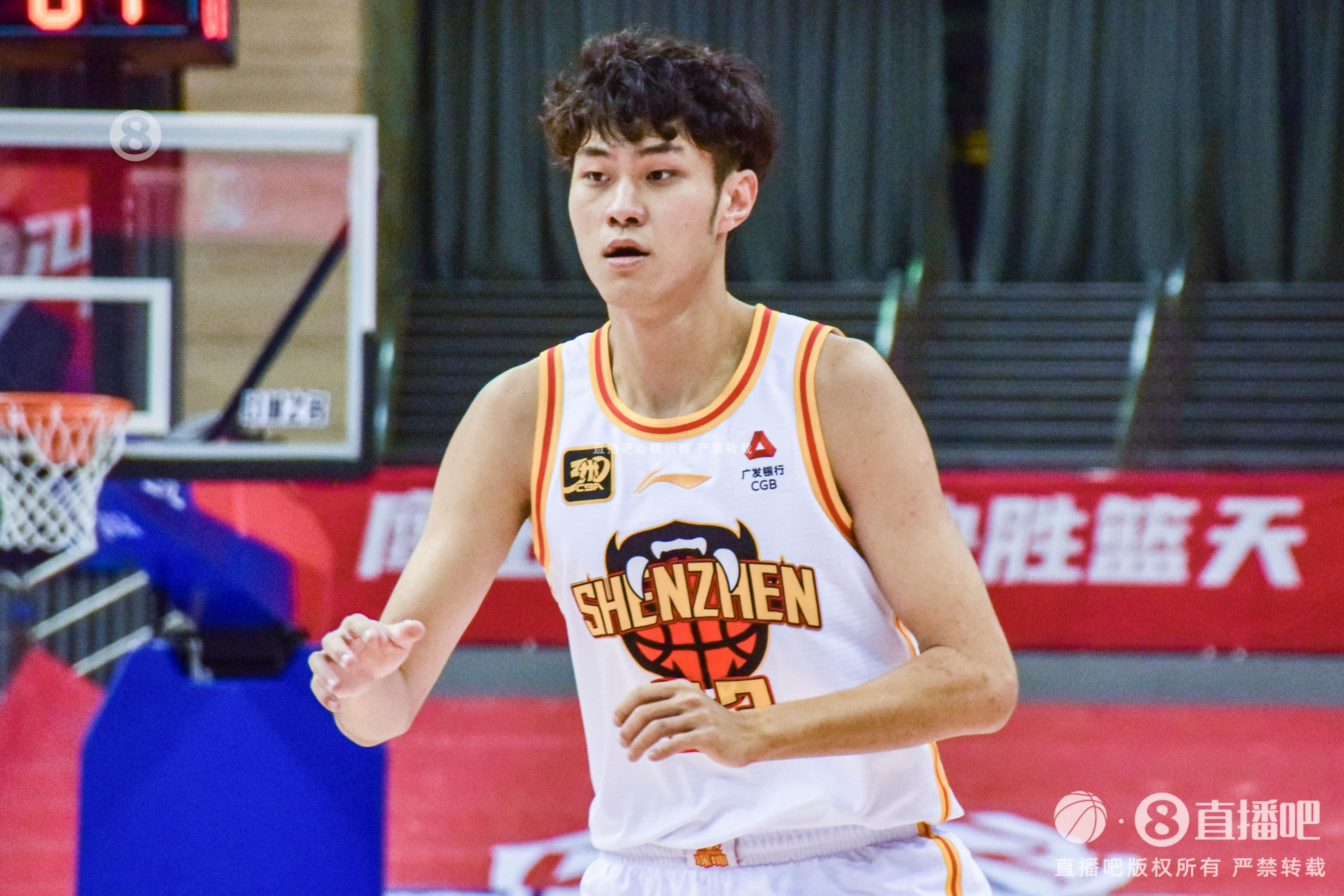 表現(xiàn)出色！王浩然14中7拿到20分3板6助2斷 正負(fù)值+30